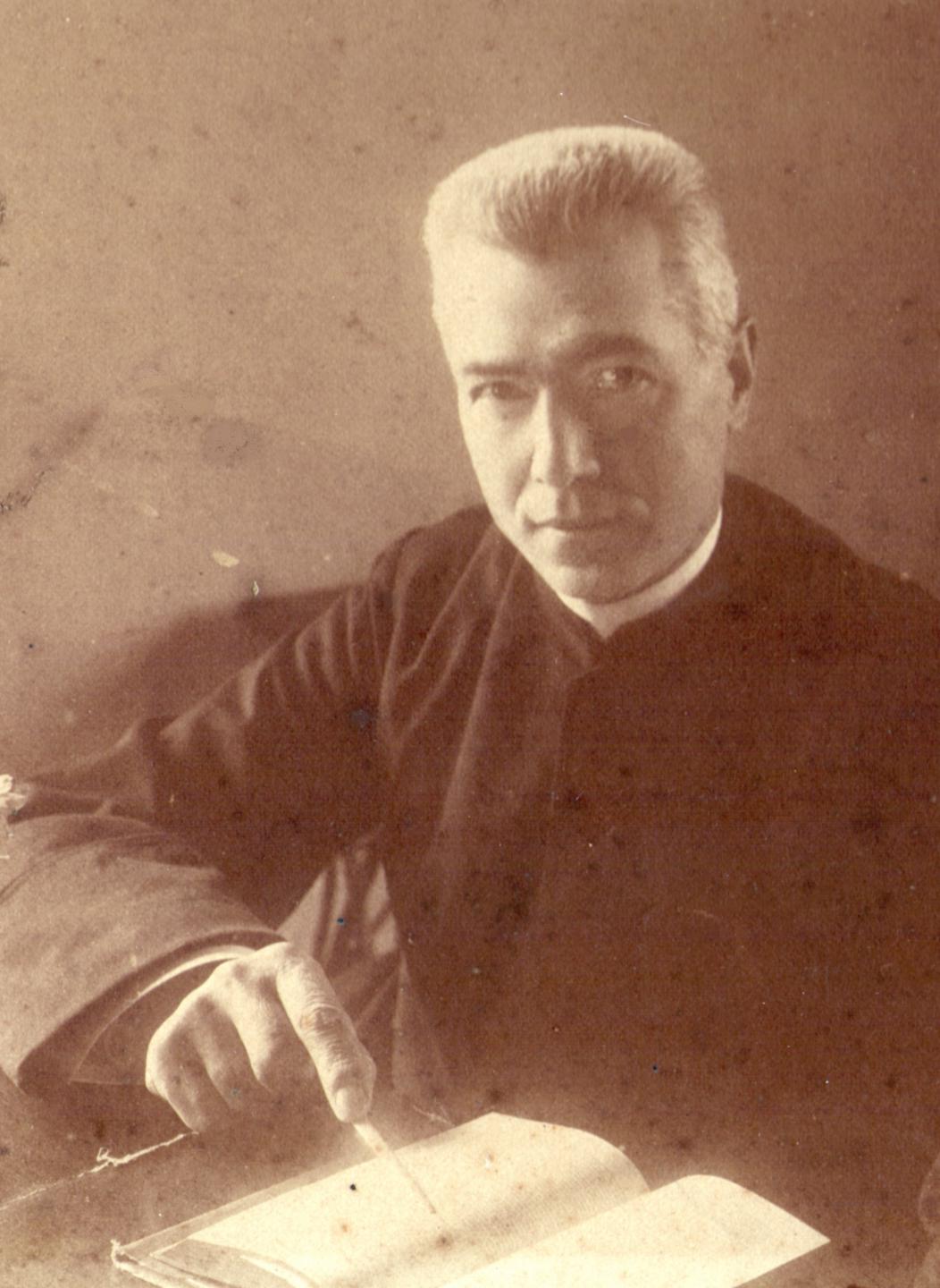 Mons. Nazareno Orlandi foto d'epoca
